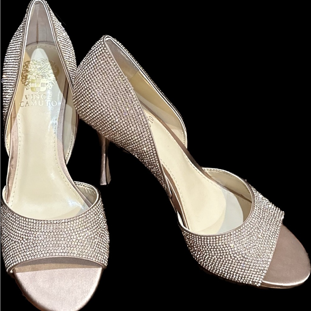 Vince Camuto rose gold heel size 8.